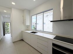 Lavender Street (D12), Shop House #554097001